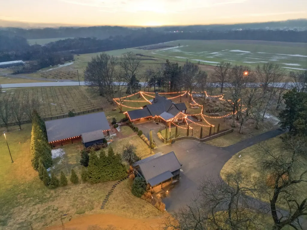 1065 Pine Creek Drive Arrington TN 37014