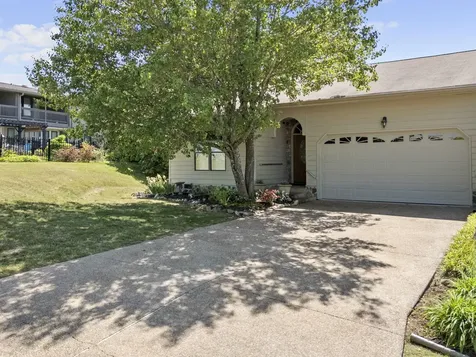 7001 Sawgrass Court Chattanooga TN 37416