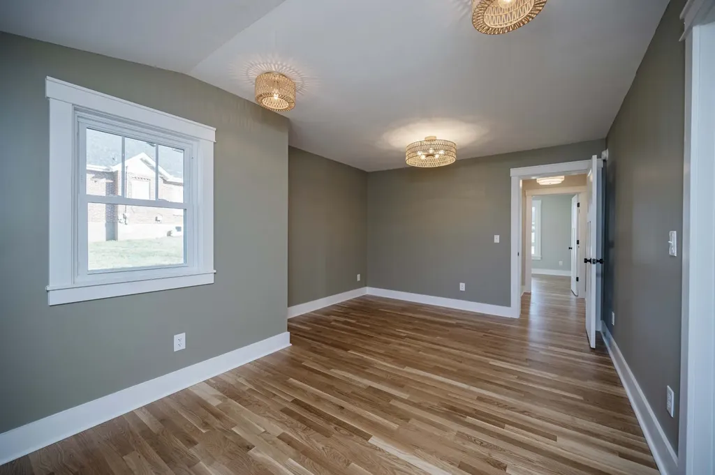 643 North Spring Street Mcminnville TN 37110