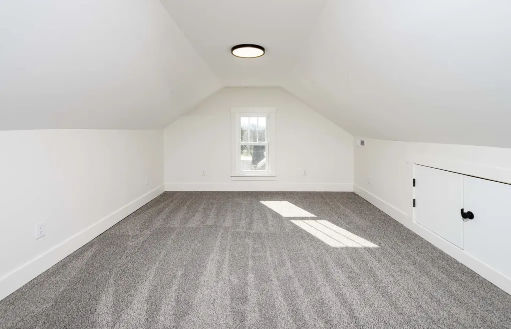 643 North Spring Street Mcminnville TN 37110