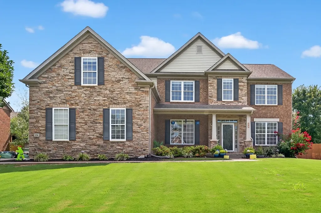 128 Rock Castle Drive Lebanon TN 37087