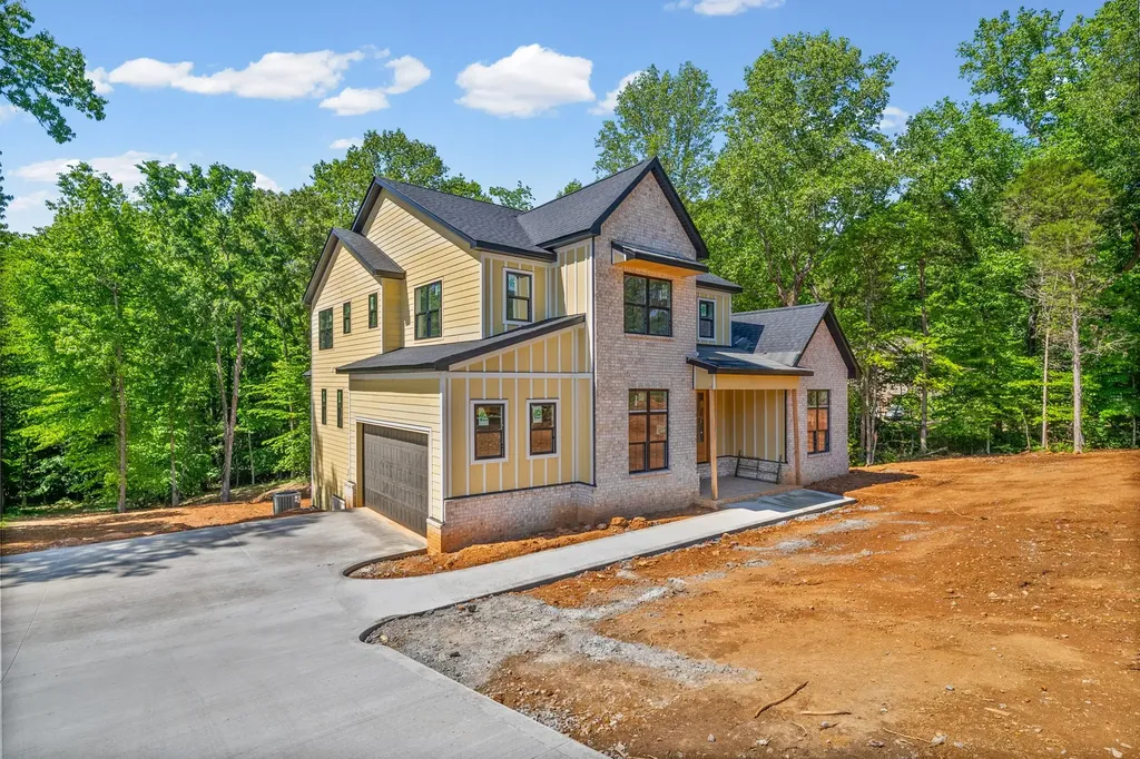 1307 Shady Grove Road Clarksville TN 37043