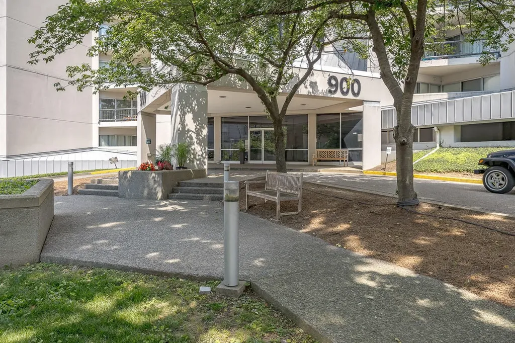 900 19th Ave, S Nashville TN 37212
