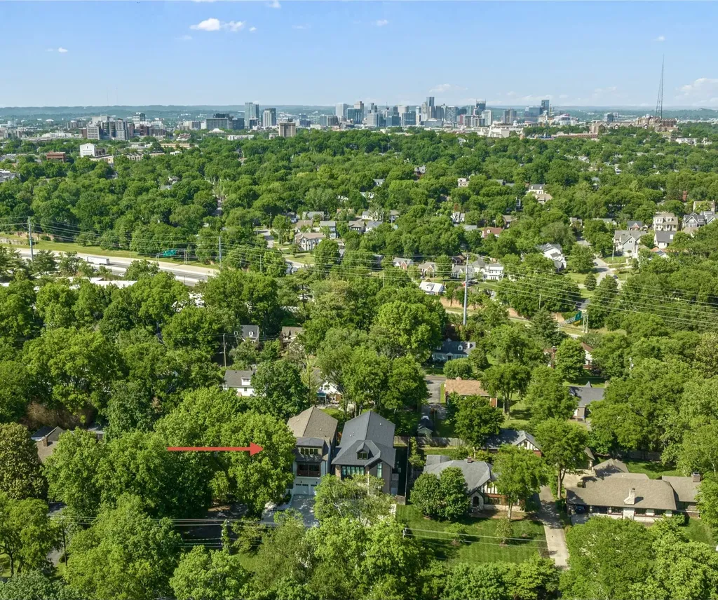 1706B Stokes Lane Nashville TN 37215
