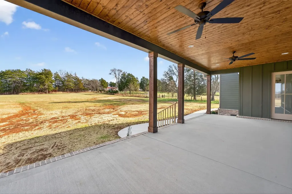 8187 Cainsville Road Lebanon TN 37090