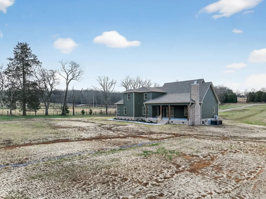 8187 Cainsville Road Lebanon TN 37090