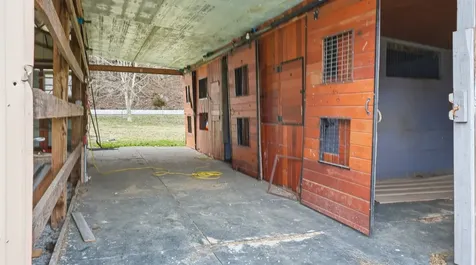 7610 Sr 50 Pelham TN 37366