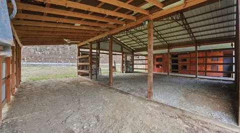 7610 Sr 50 Pelham TN 37366
