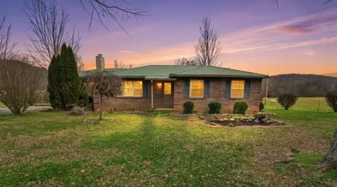 7610 Sr 50 Pelham TN 37366