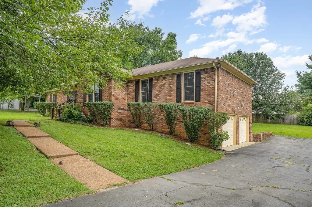 408 Shawnee Drive Columbia TN 38401