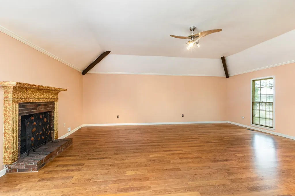 408 Shawnee Drive Columbia TN 38401