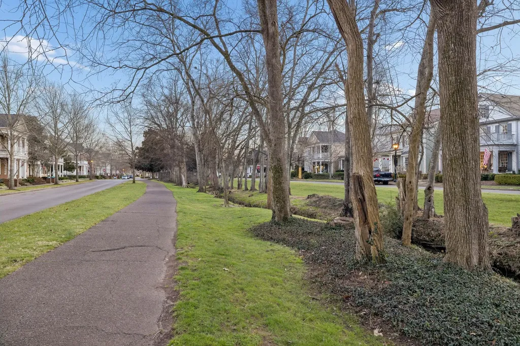 102 Pearl Street Franklin TN 37064
