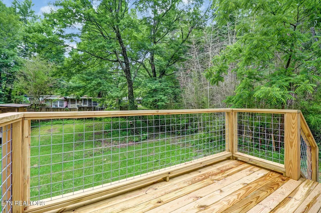 116 Joe Voiles Road Jamestown TN 38556