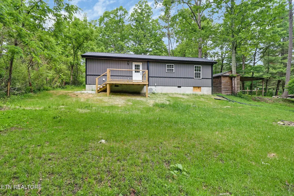 116 Joe Voiles Road Jamestown TN 38556