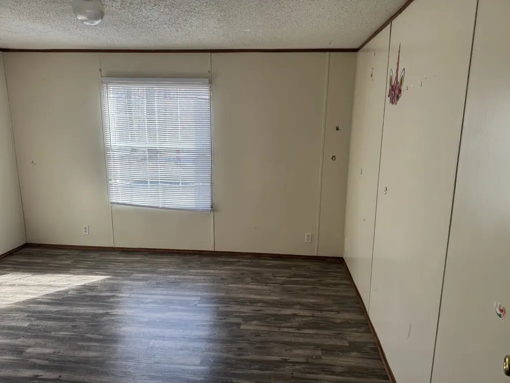 7531 Highway 100 Bon Aqua TN 37025