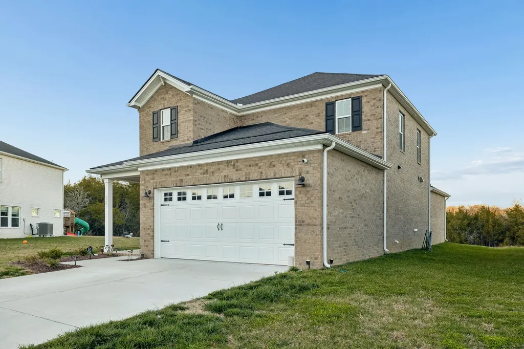 329 Almont Drive Smyrna TN 37167