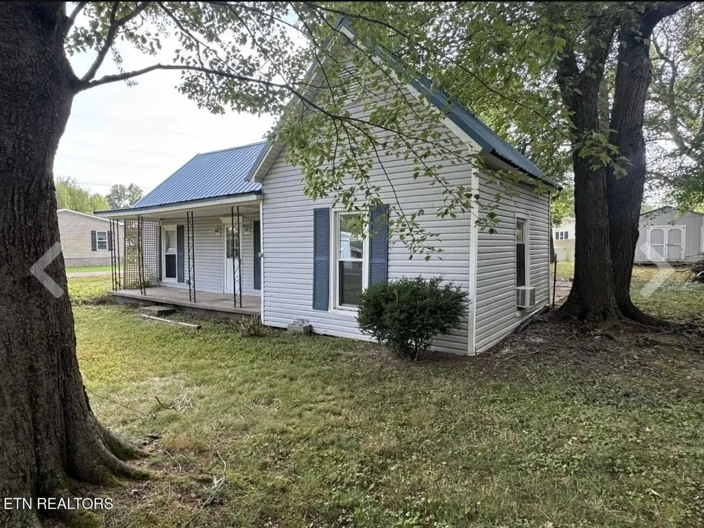 1200 N Church Street Portland TN 37148