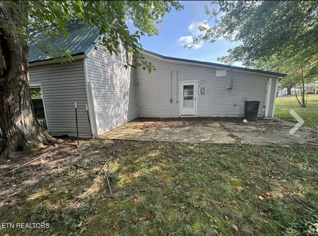 1200 N Church Street Portland TN 37148
