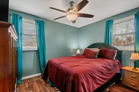 155 Ravenwood Circle Dickson TN 37055