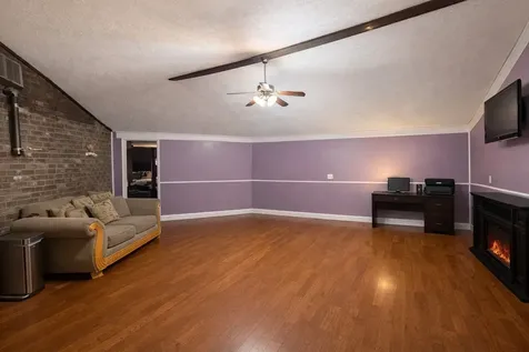 155 Ravenwood Circle Dickson TN 37055