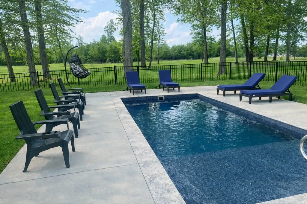 1447 Maxwell Branch Road Cottontown TN 37048