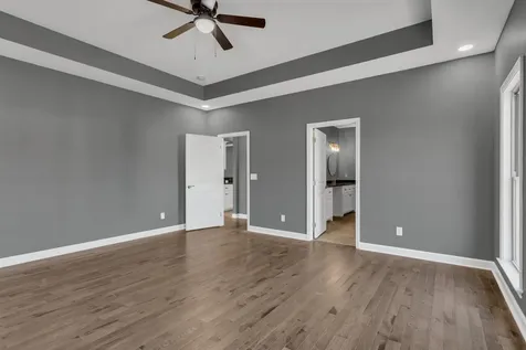 30 Shire Court Leoma TN 38468