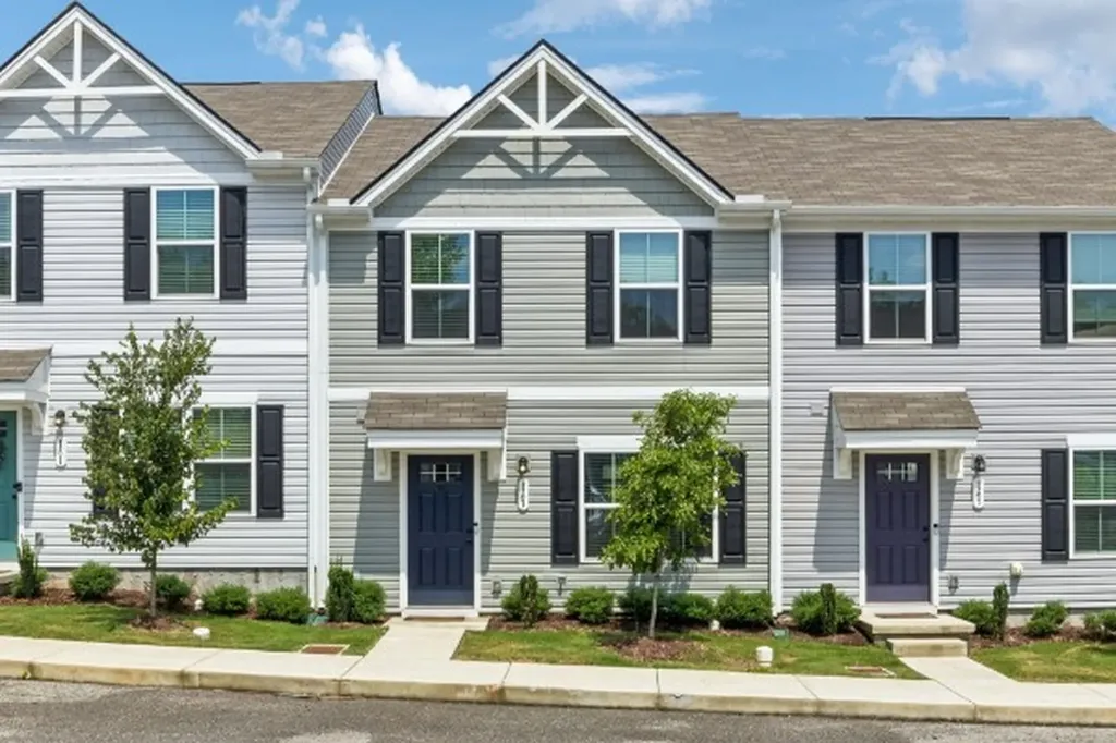 2757 Thornton Grove Boulevard Nashville TN 37207