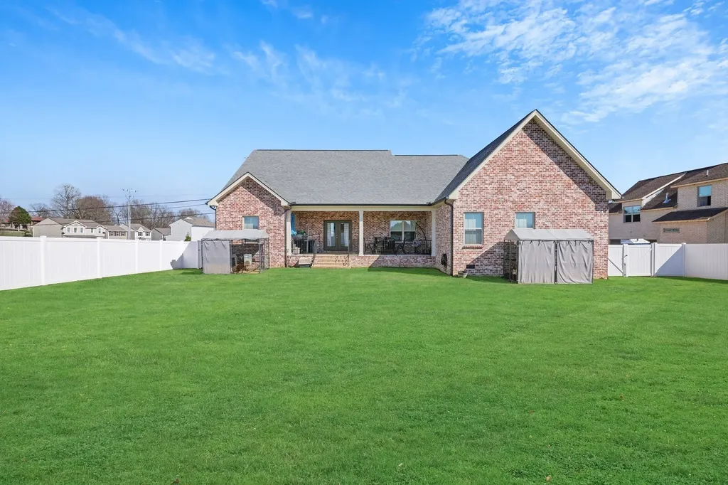3390 Calista Road White House TN 37188