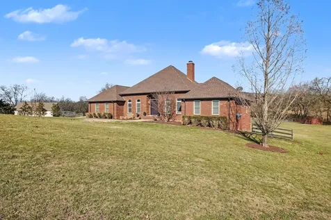 2227 Twin Peaks Court Spring Hill TN 37174