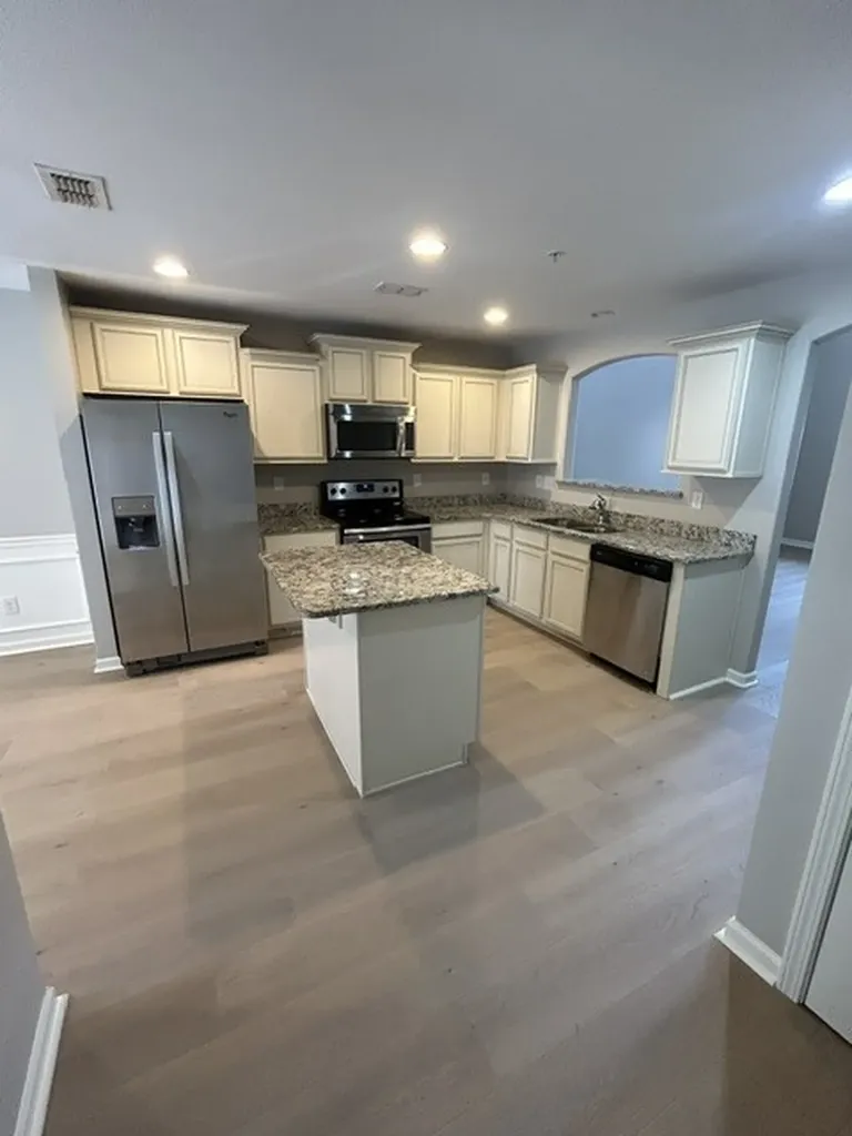 1076 Neeleys Bend Spring Hill TN 37174