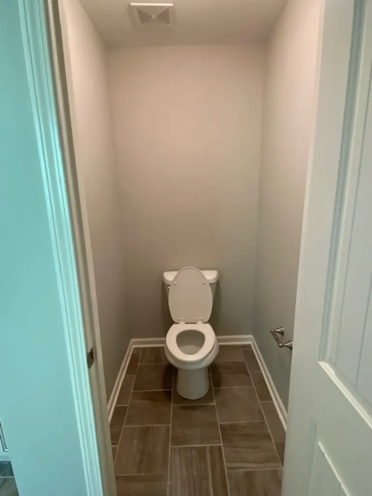 1076 Neeleys Bend Spring Hill TN 37174