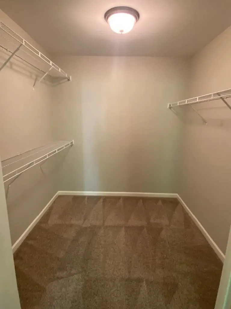 1076 Neeleys Bend Spring Hill TN 37174