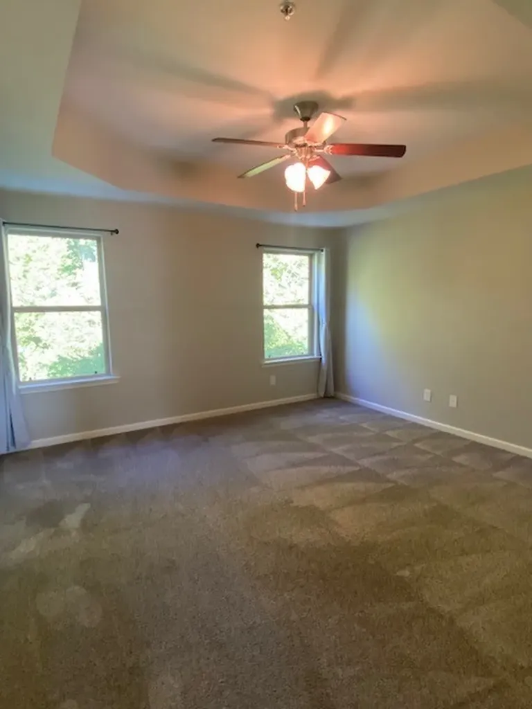 1076 Neeleys Bend Spring Hill TN 37174