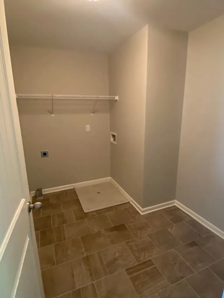1076 Neeleys Bend Spring Hill TN 37174