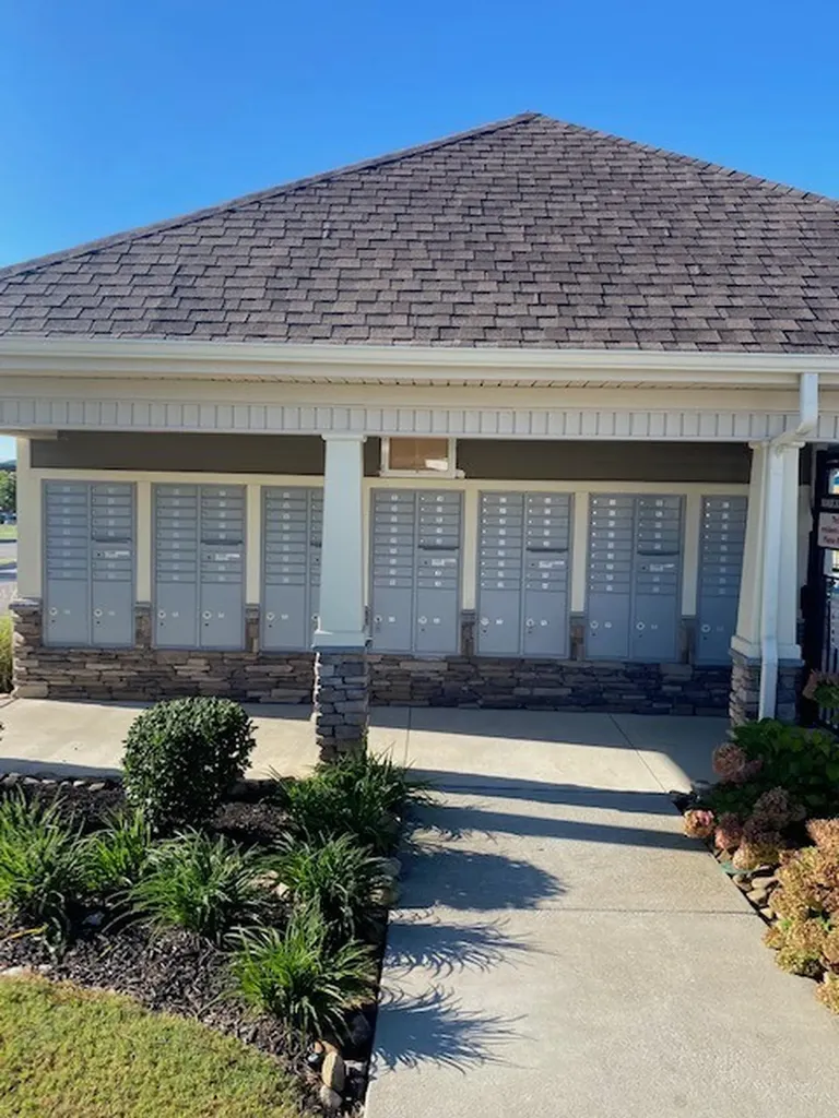 1076 Neeleys Bend Spring Hill TN 37174