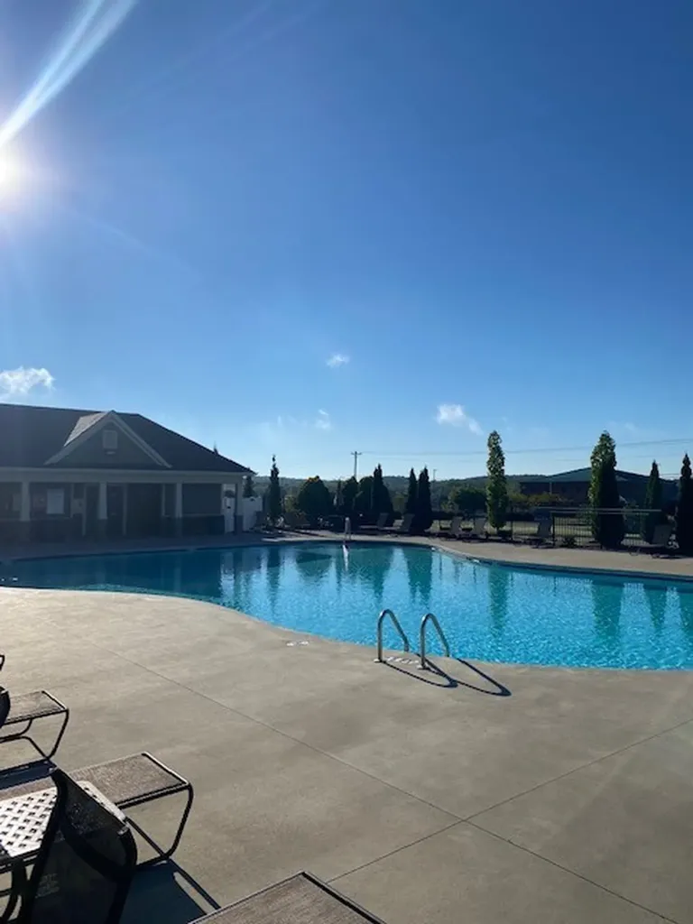 1076 Neeleys Bend Spring Hill TN 37174