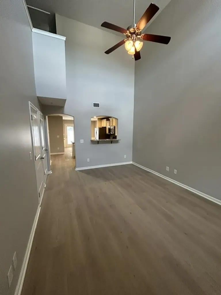 1076 Neeleys Bend Spring Hill TN 37174