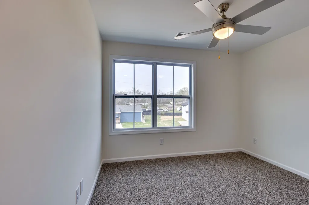 877 Dogwood Trail Clarksville TN 37042