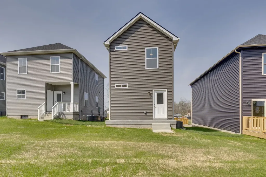 877 Dogwood Trail Clarksville TN 37042