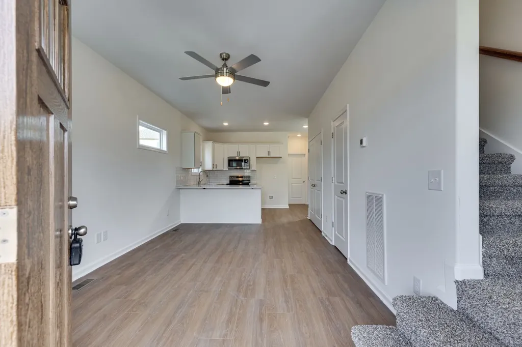 877 Dogwood Trail Clarksville TN 37042