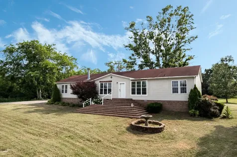 960 Harsh Lane Castalian Springs TN 37031