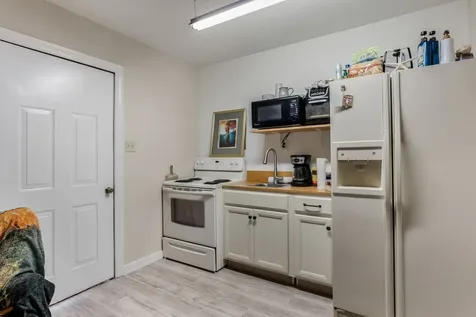 960 Harsh Lane Castalian Springs TN 37031