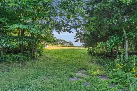 960 Harsh Lane Castalian Springs TN 37031