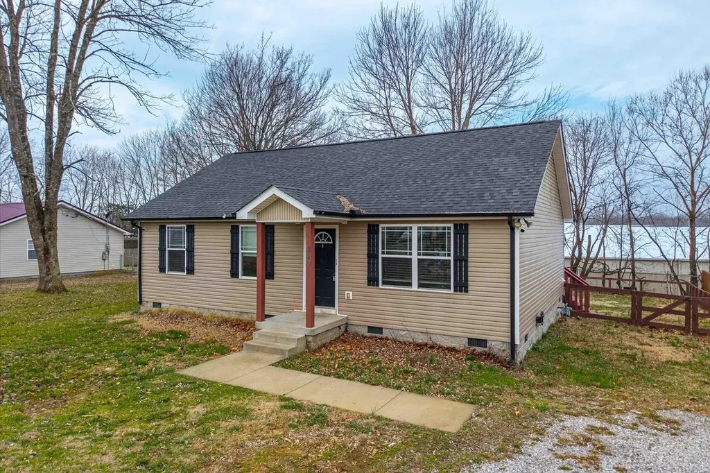 210 Hardin Avenue Dickson TN 37055