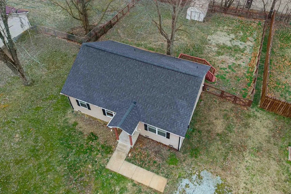 210 Hardin Avenue Dickson TN 37055