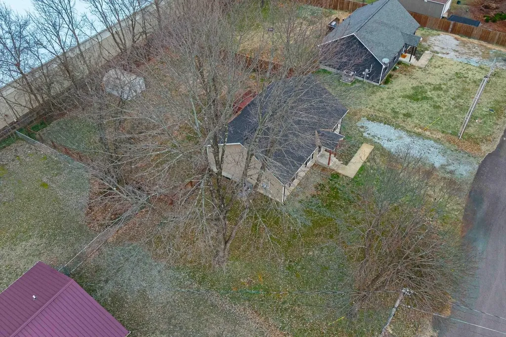 210 Hardin Avenue Dickson TN 37055
