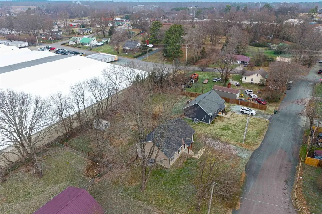 210 Hardin Avenue Dickson TN 37055