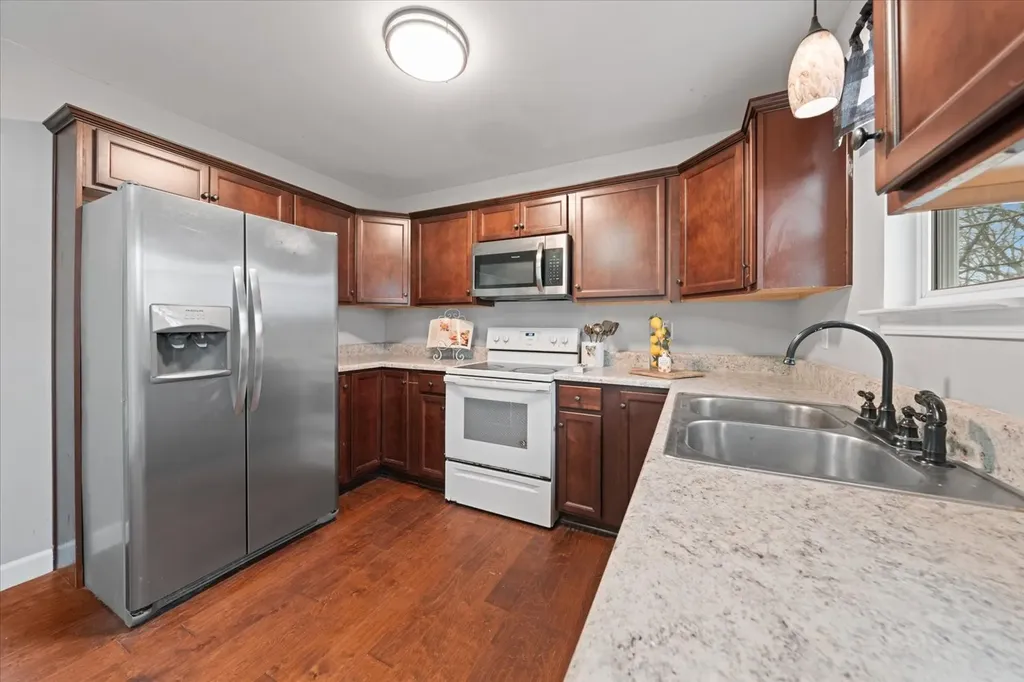 210 Hardin Avenue Dickson TN 37055