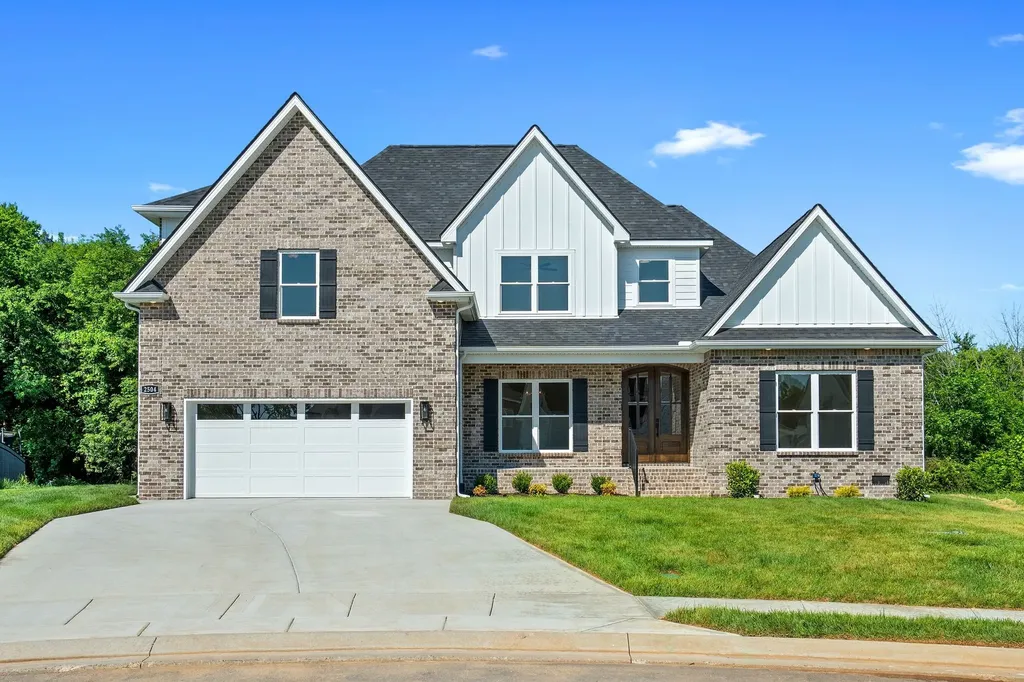 2504 Colleen Drive Murfreesboro TN 37128