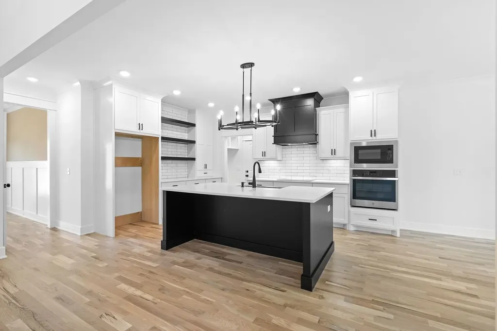 2504 Colleen Drive Murfreesboro TN 37128